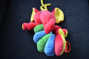 Men Bäbisens Pellefant har vi inte tröttnat på. Den spelar en så mjuk och fin melodi. Pellefant